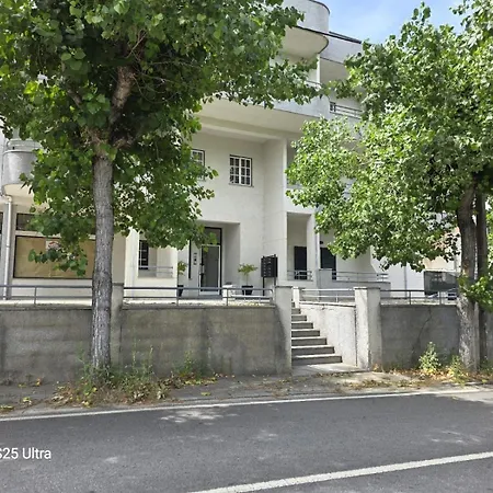 Apartman Garca-real 1 *